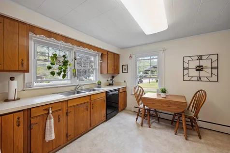 29 Lafayette Street Laconia NH 03246