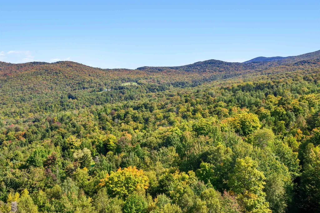 0 Pinnacle Meadow Road Stowe VT 05672