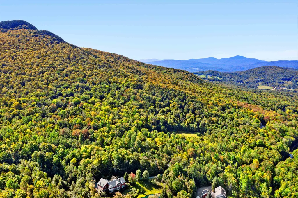 0 Pinnacle Meadow Road Stowe VT 05672