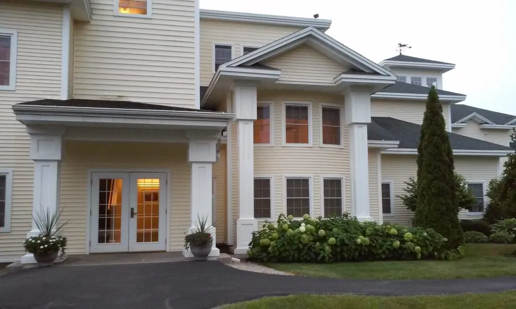 118 Secretariat Estates Rochester NH 03867