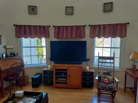 118 Secretariat Estates Rochester NH 03867