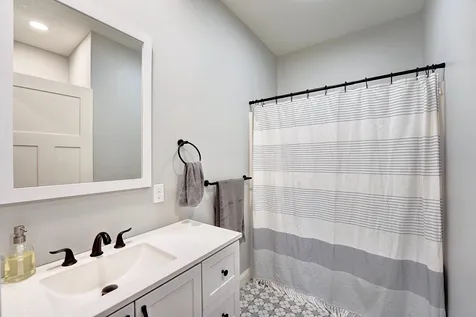 5 Beaumont Drive Dover NH 03820