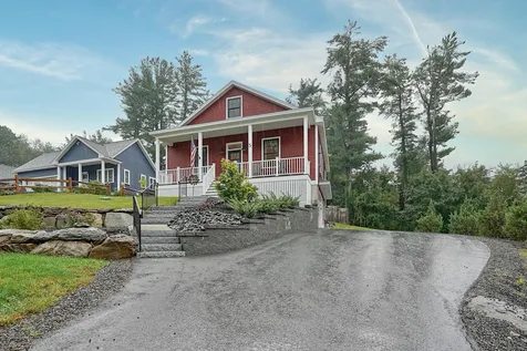 5 Beaumont Drive Dover NH 03820