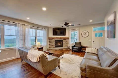 5 Beaumont Drive Dover NH 03820