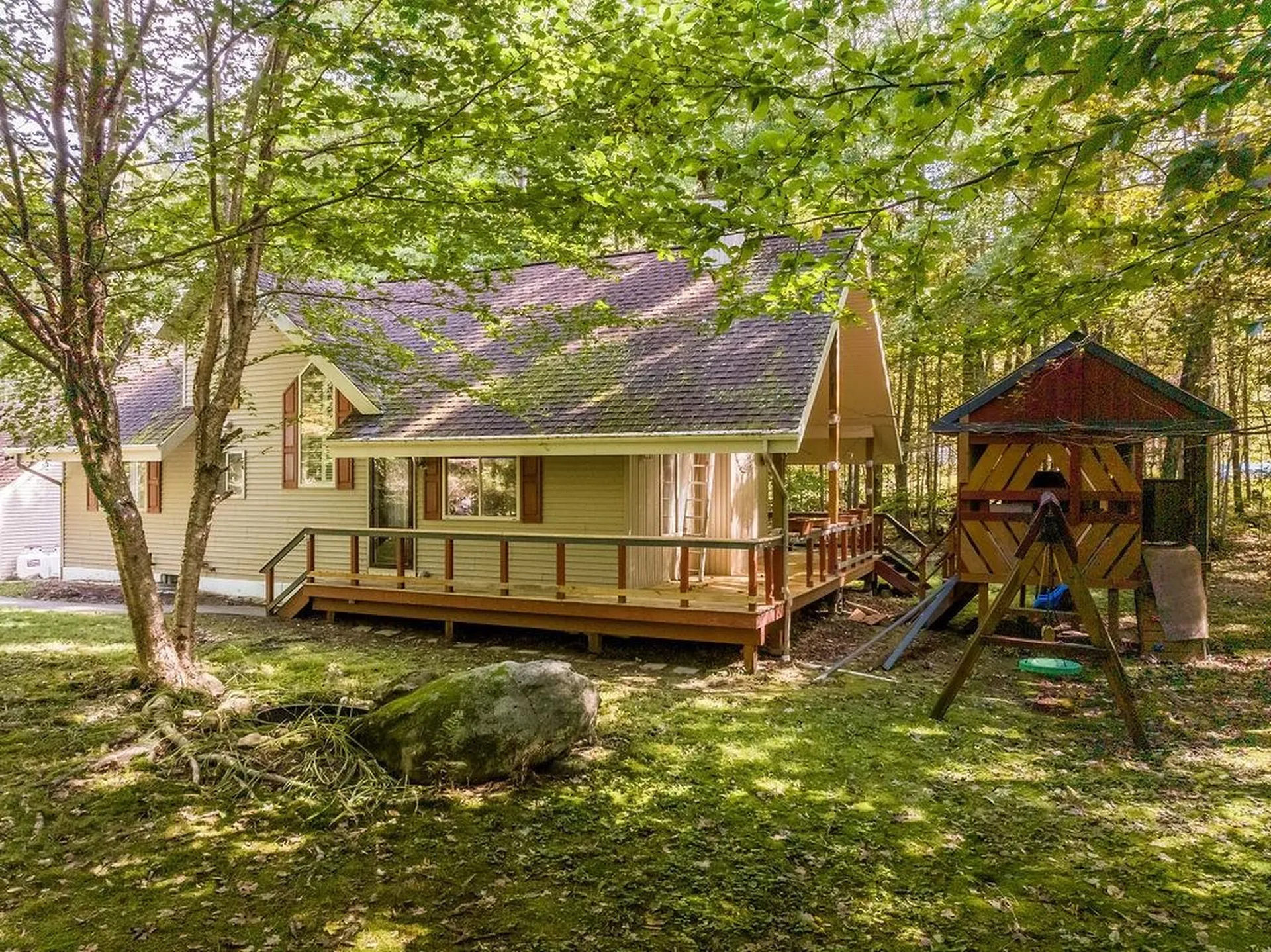 14 Boulder Trail Enfield NH 03748