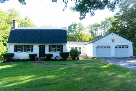 9 Holt Road Wilton NH 03086