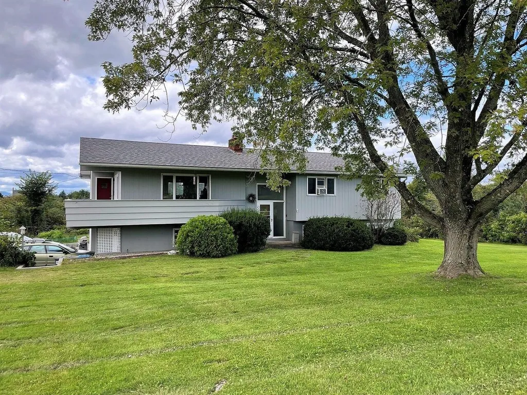 5476 Dorset Street Shelburne VT 05482