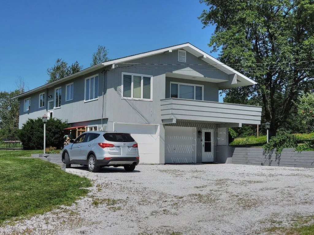 5476 Dorset Street Shelburne VT 05482