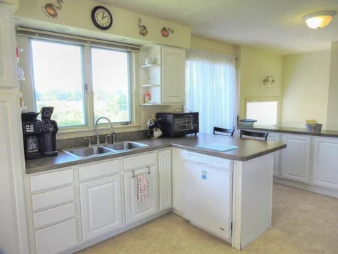 5476 Dorset Street Shelburne VT 05482