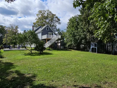 4 Park Avenue Derry NH 03038