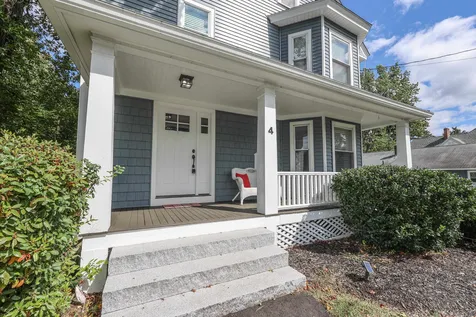 4 Park Avenue Derry NH 03038