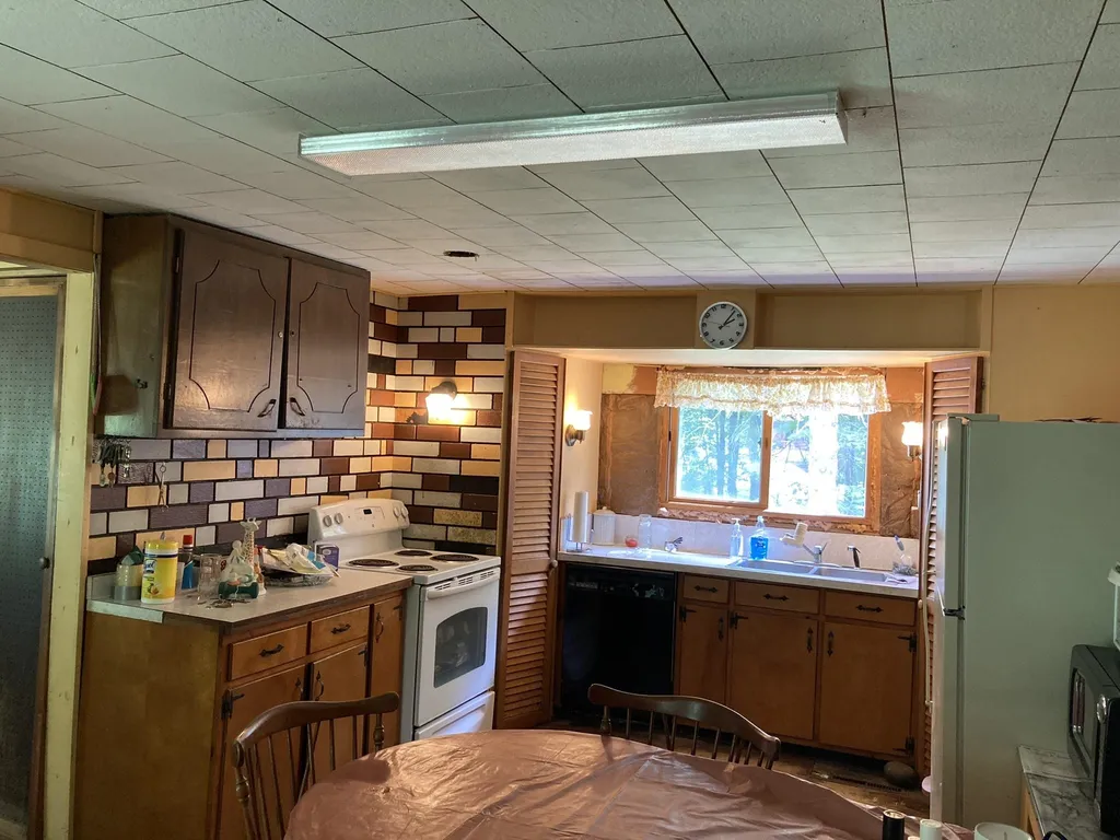 1092 Weeden Hill Road Windsor VT 05089