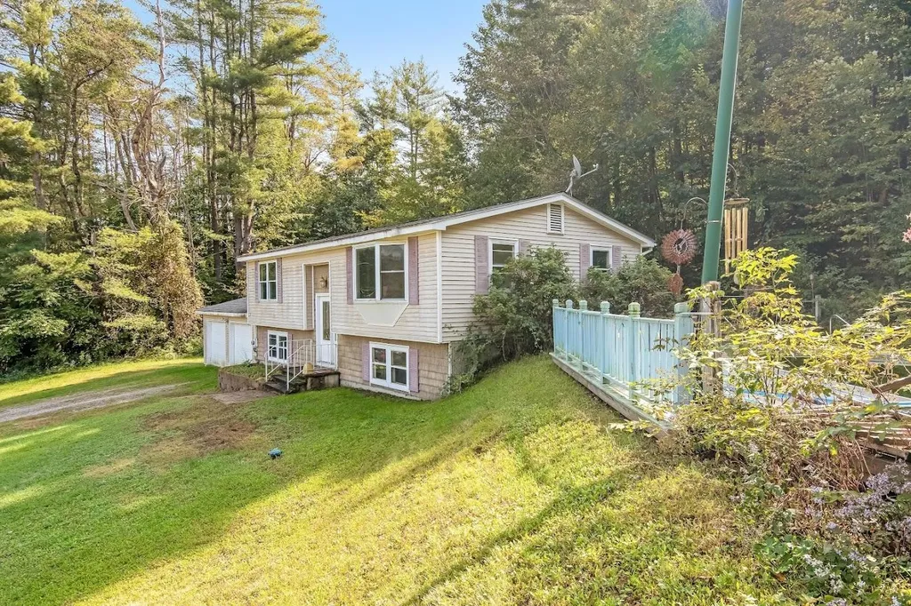 381 River Road Cambridge VT 05444