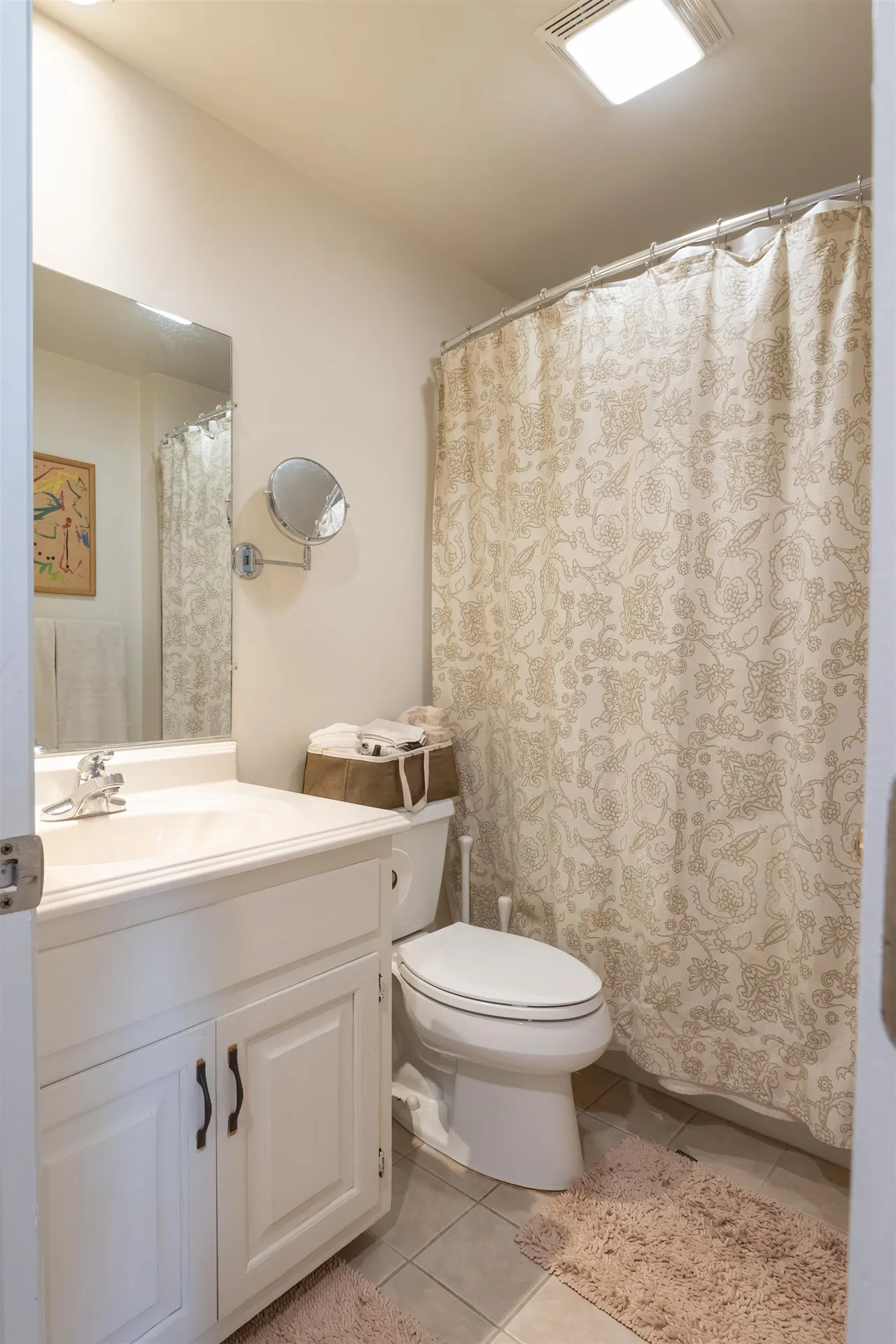 111 Lakeland Drive Hartford VT 05059