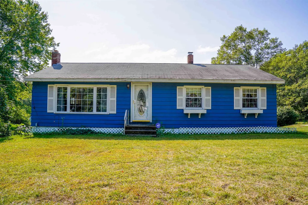 83 Batchelder Road Raymond NH 03077