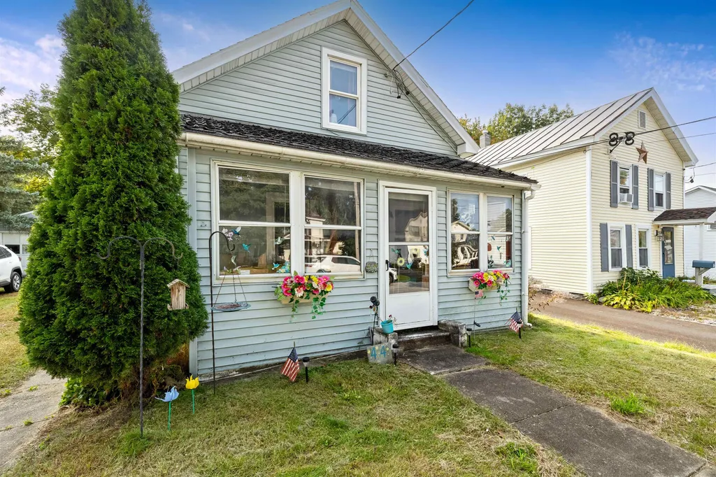 44 Greenwich Street Swanton VT 05488
