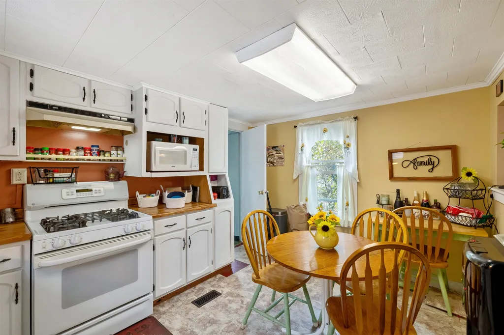44 Greenwich Street Swanton VT 05488
