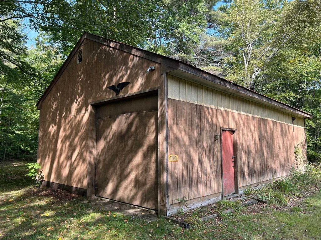 52 Winslow Road Weare NH 03281