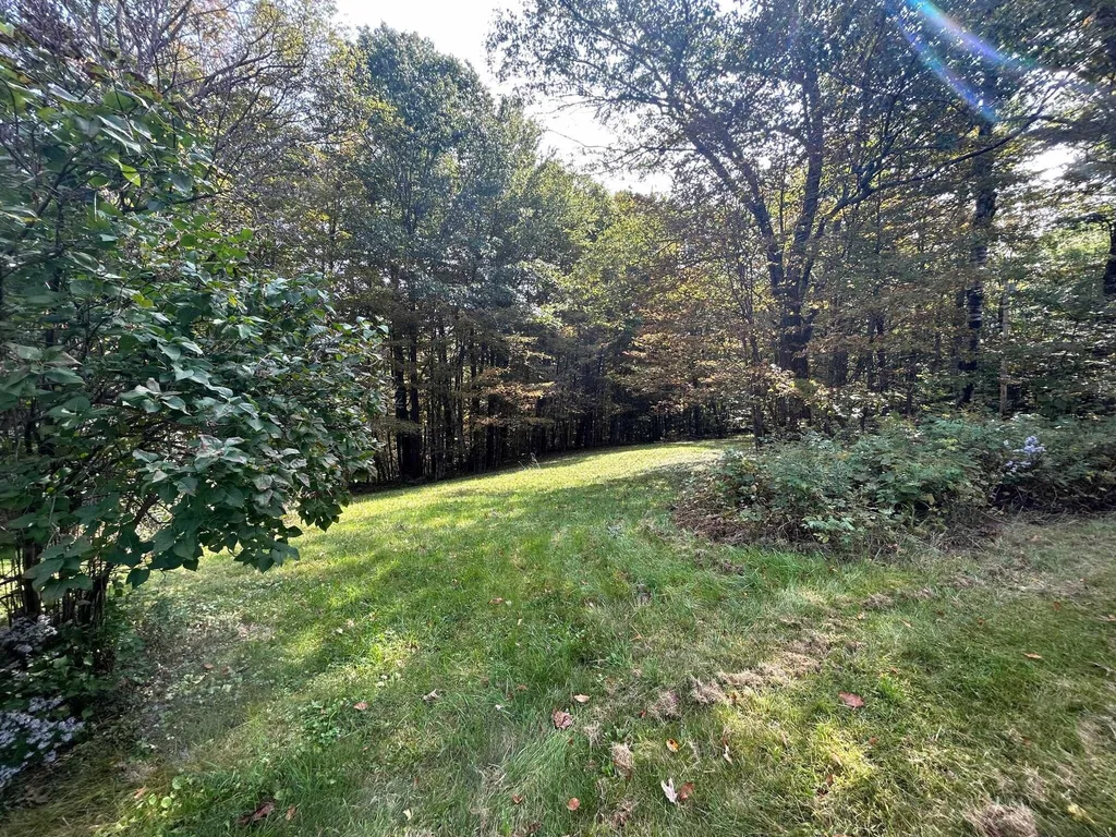 52 Winslow Road Weare NH 03281