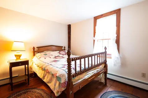 52 Winslow Road Weare NH 03281