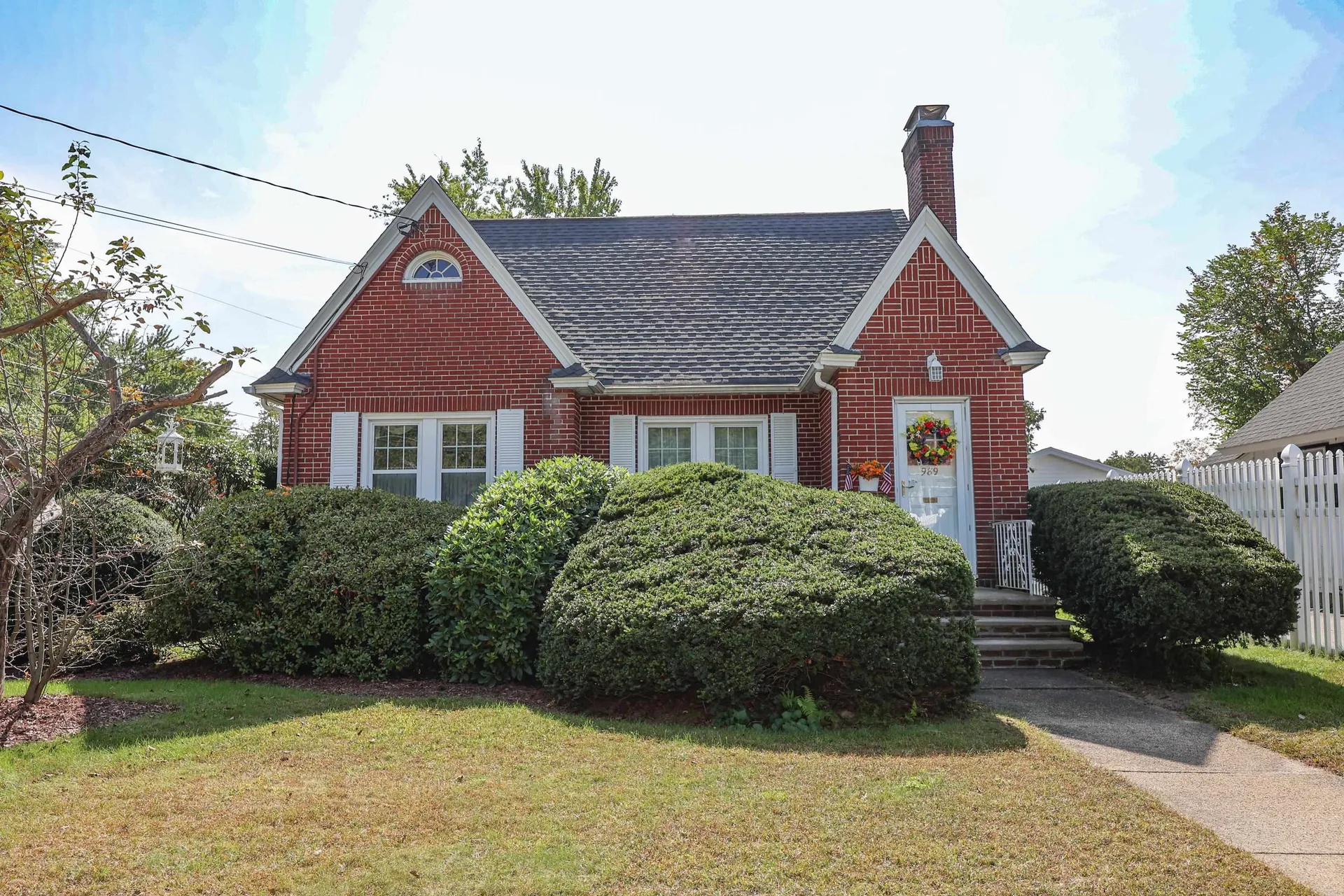 989 Hanover Street Manchester NH 03104