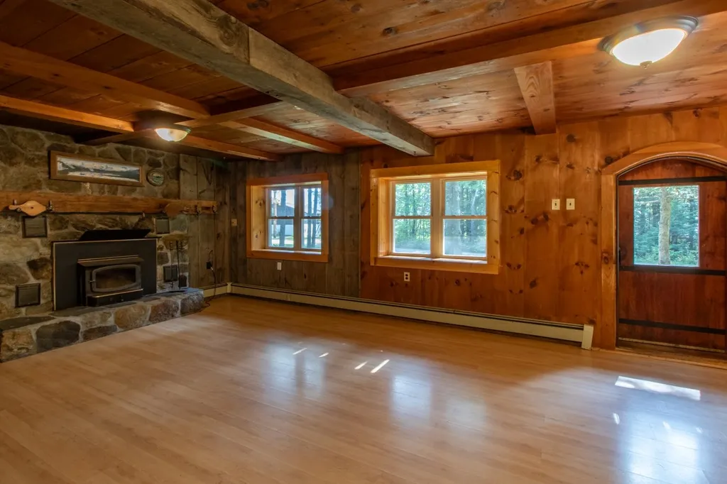 224 Oberland Valley Road Montgomery VT 05471