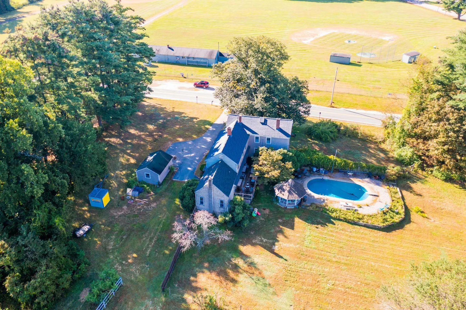 15 Chase Street Kingston NH 03848