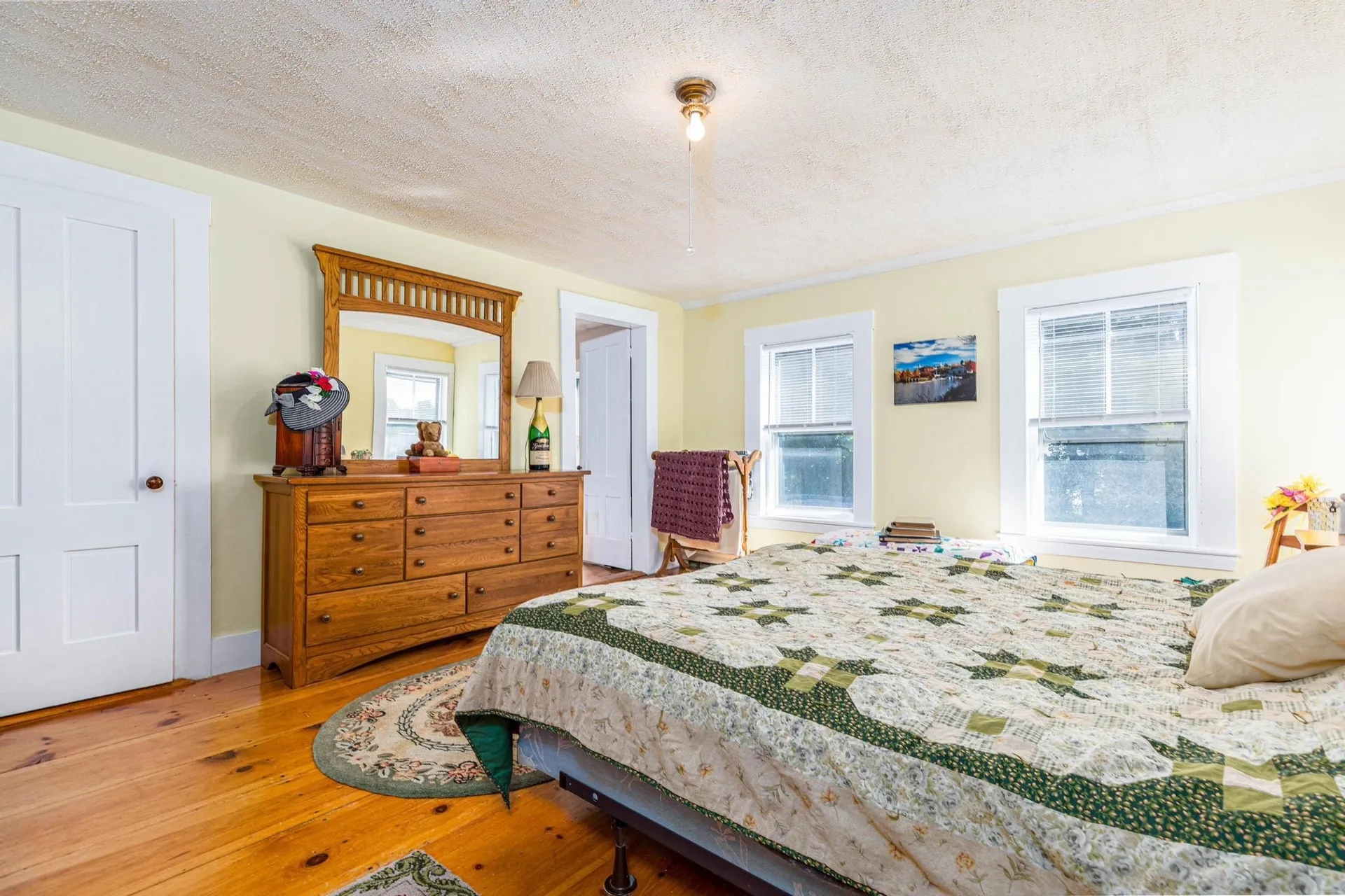 15 Chase Street Kingston NH 03848