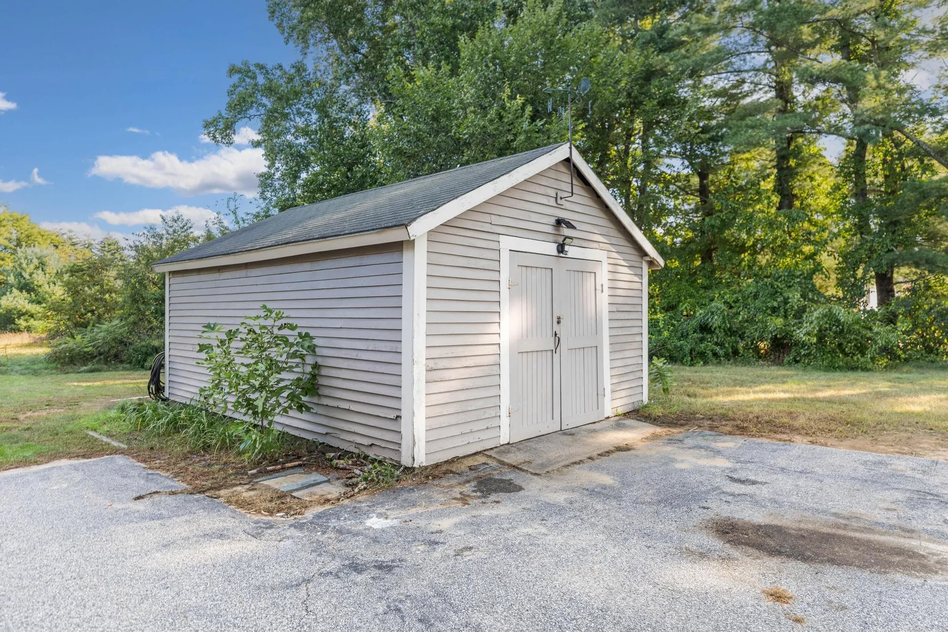 15 Chase Street Kingston NH 03848