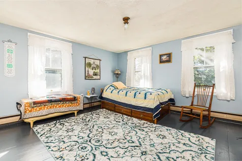15 Chase Street Kingston NH 03848