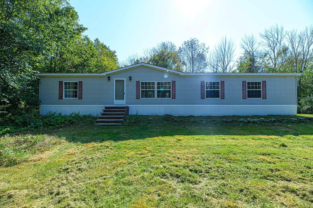 172 Four Rod Road Rochester NH 03867
