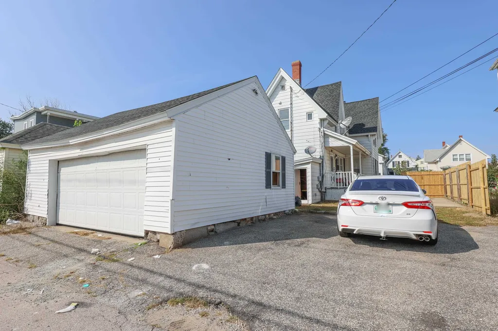 331 Spruce Street Manchester NH 03103