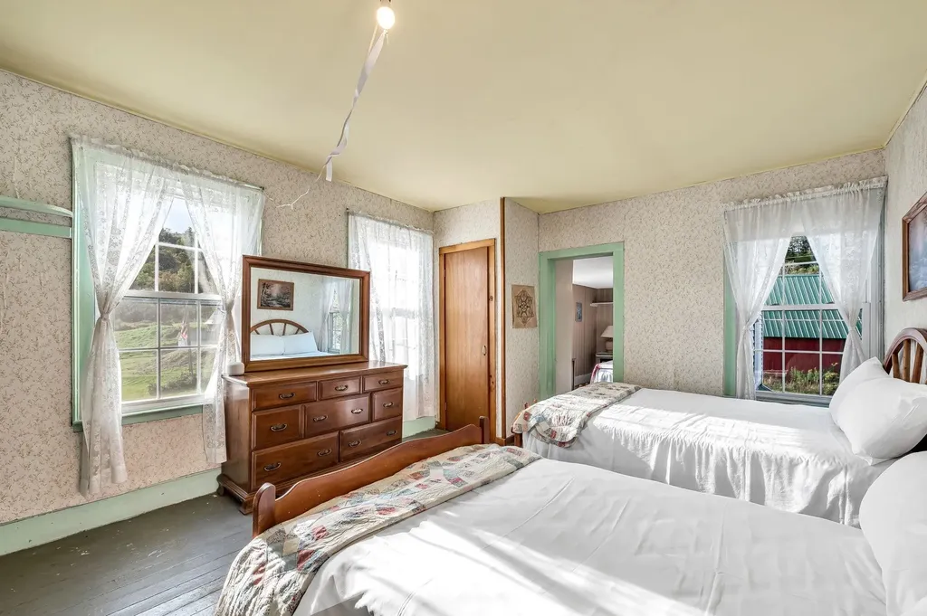 36 Woffenden Road Wilmington VT 05363