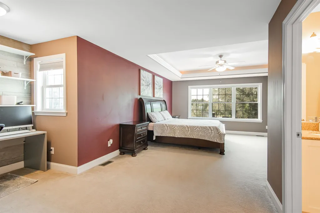 30 Brooke Lane Colchester VT 05446