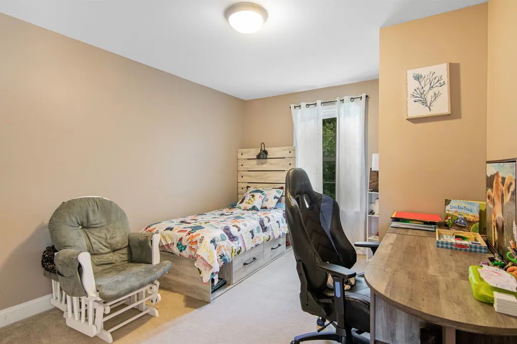 30 Brooke Lane Colchester VT 05446