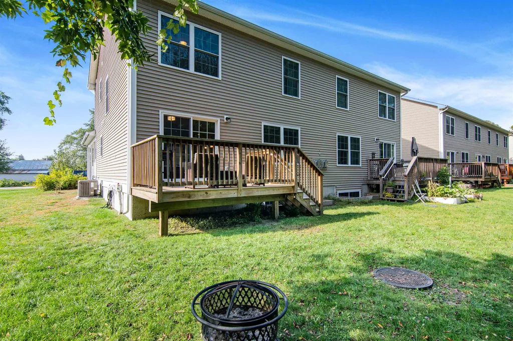 30 Brooke Lane Colchester VT 05446