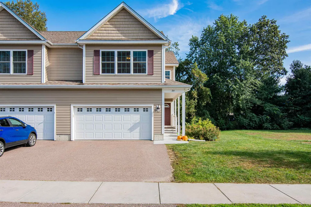30 Brooke Lane Colchester VT 05446