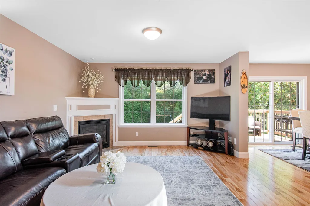 30 Brooke Lane Colchester VT 05446