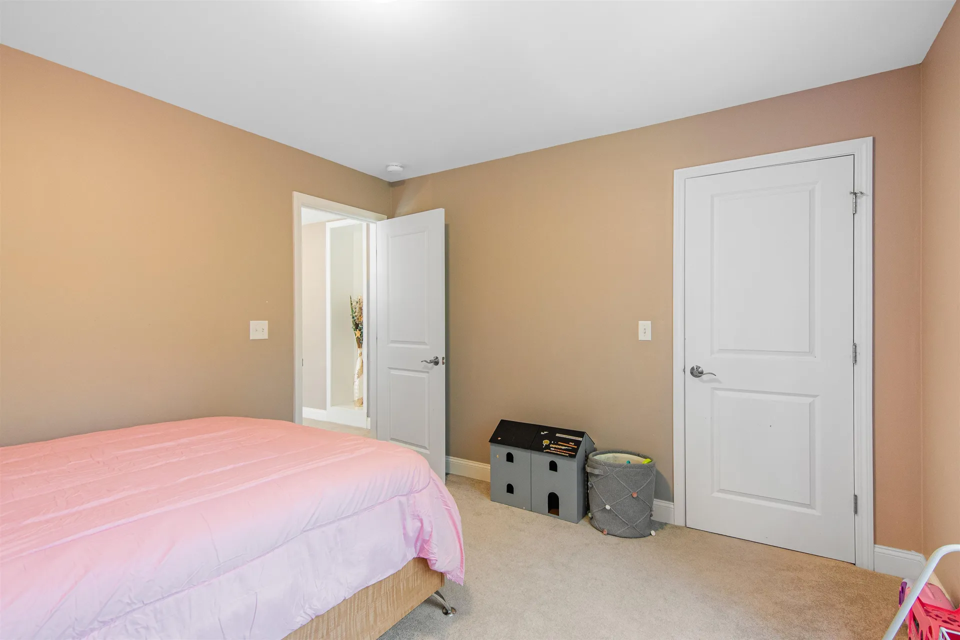 30 Brooke Lane Colchester VT 05446