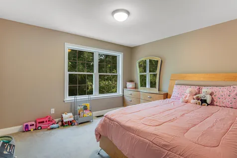 30 Brooke Lane Colchester VT 05446