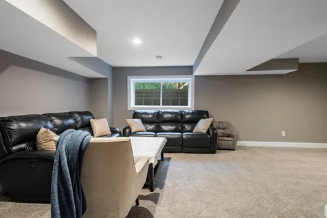 30 Brooke Lane Colchester VT 05446