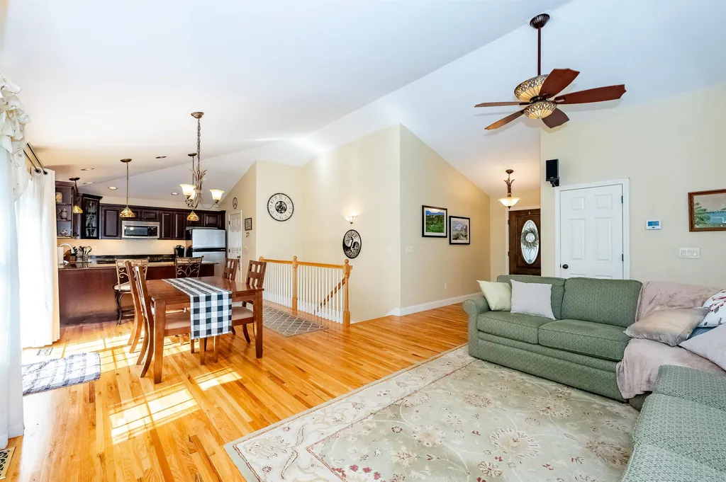 455 Silver Street Rollinsford NH 03869