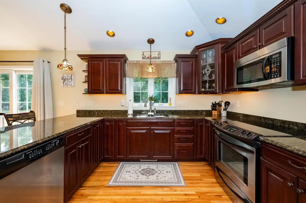 455 Silver Street Rollinsford NH 03869