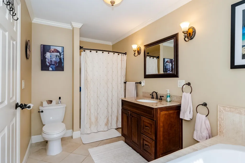 455 Silver Street Rollinsford NH 03869