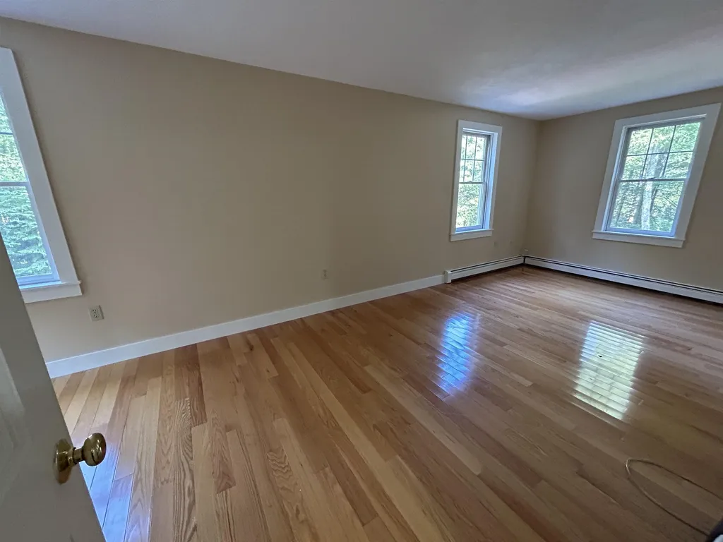 22 Peabody Drive Brentwood NH 03833