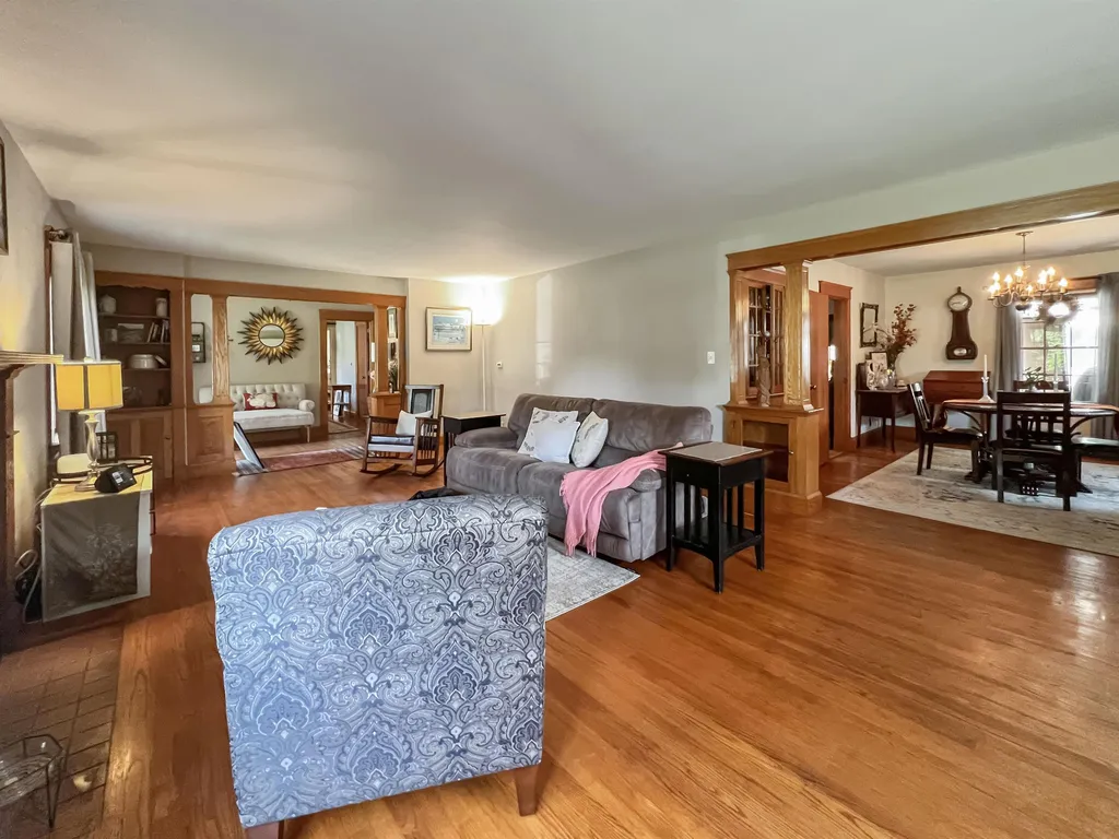 25 Summit Road Newport NH 03773