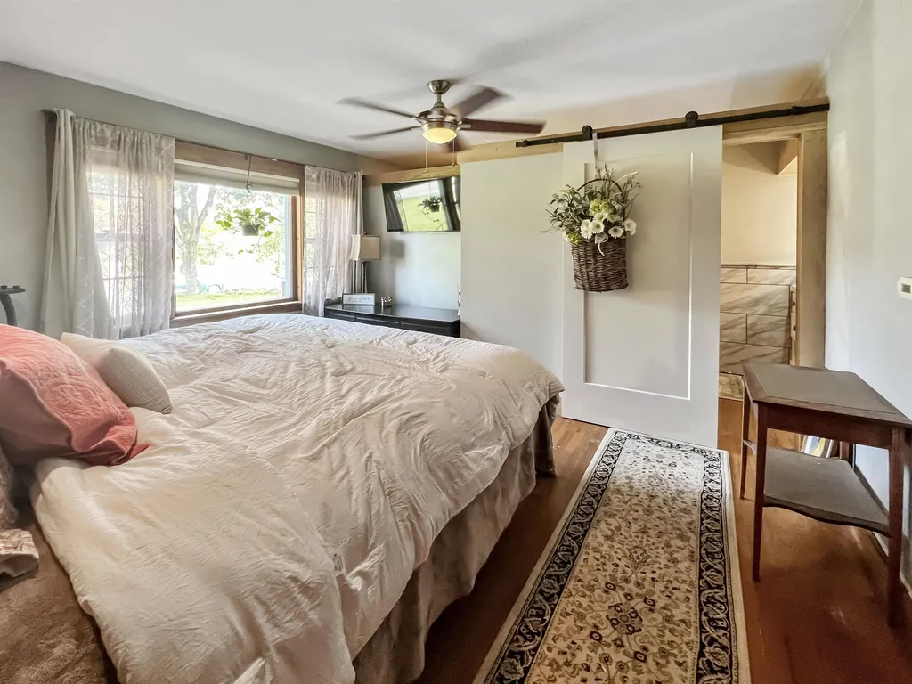 25 Summit Road Newport NH 03773