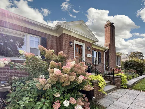 25 Summit Road Newport NH 03773