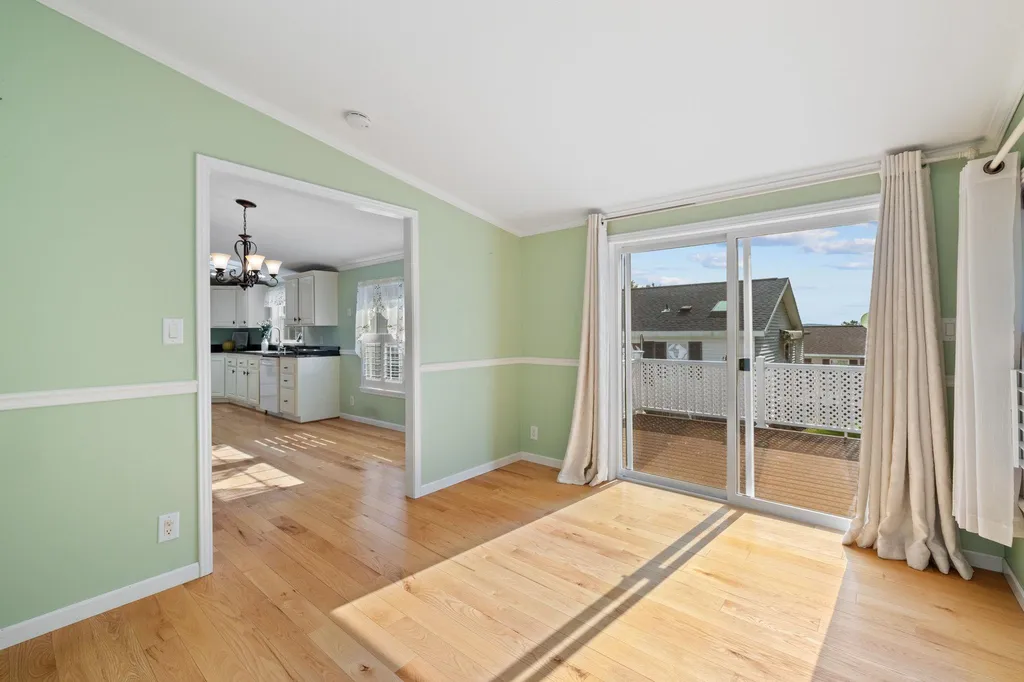 176 Victorian Way Manchester NH 03104