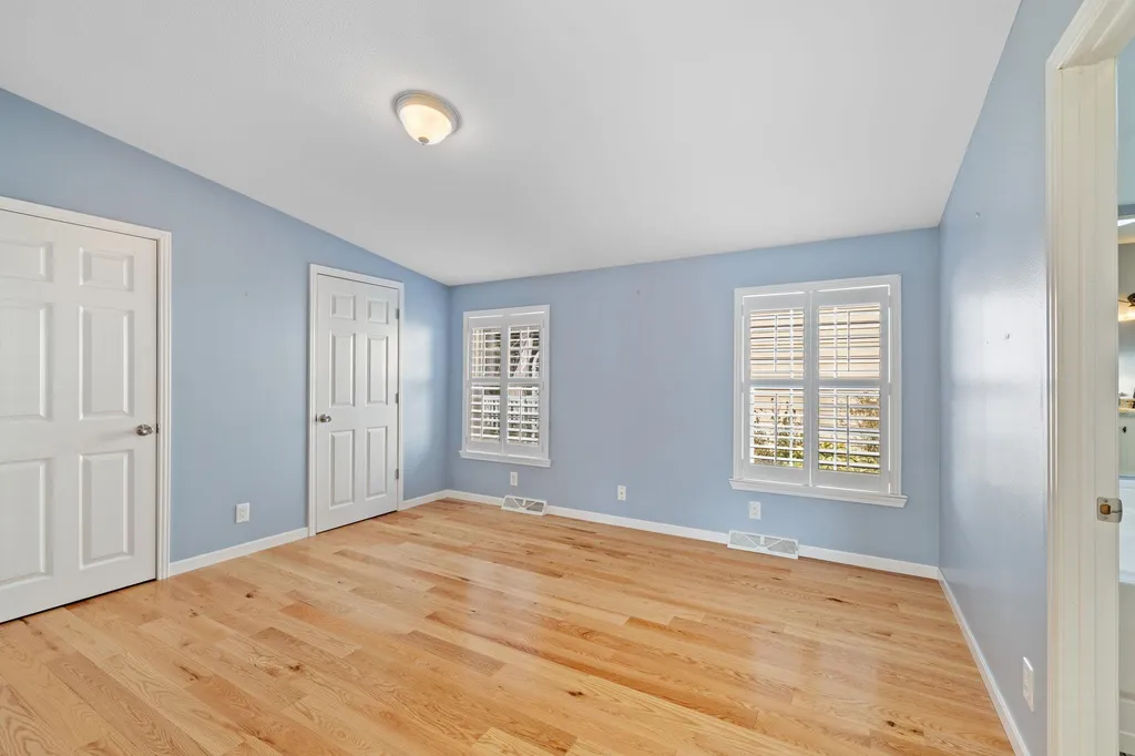 176 Victorian Way Manchester NH 03104